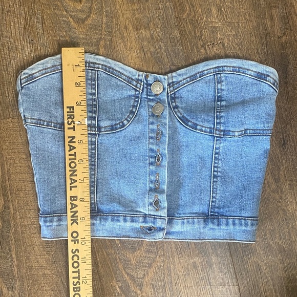 VINTAGE DENIM BUSTIER WITH BUTTON FRONT AND SHEERING IN BACK TO LOOK SNATCHED IN - Picture 10 of 12
